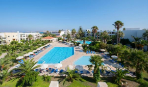Tigaki Beach Hotel